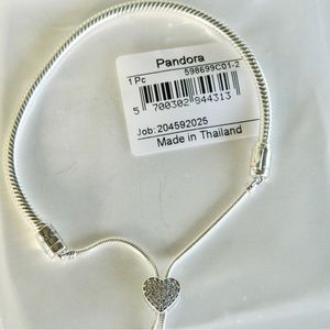 NWT Pandora Moments Pave Heart Snake Chain Bolo Bracelet